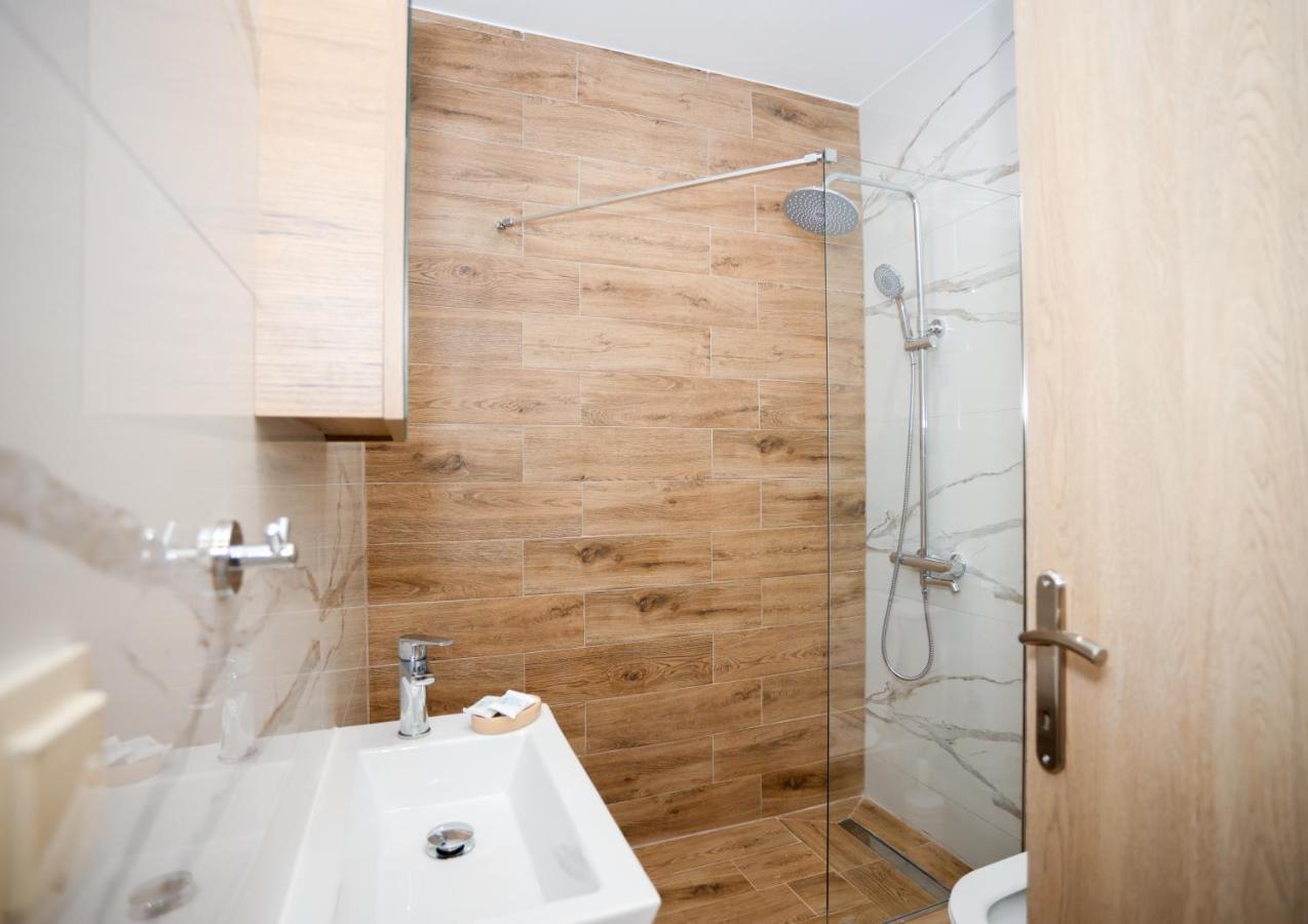 Greka Apartments Kalyves Polygyrou ภายนอก รูปภาพ