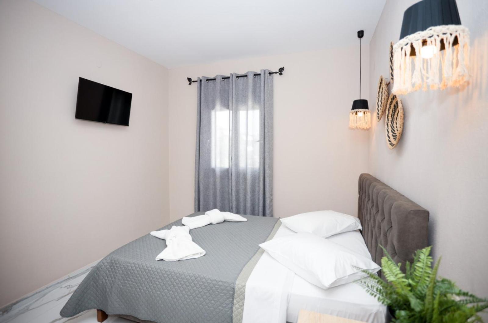 Greka Apartments Kalyves Polygyrou ภายนอก รูปภาพ